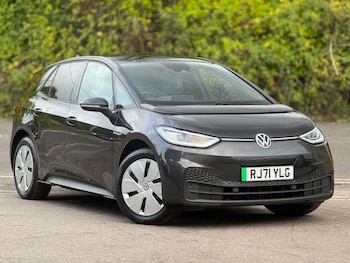 2022 - Pro Performance 58kWh Family Auto 5dr