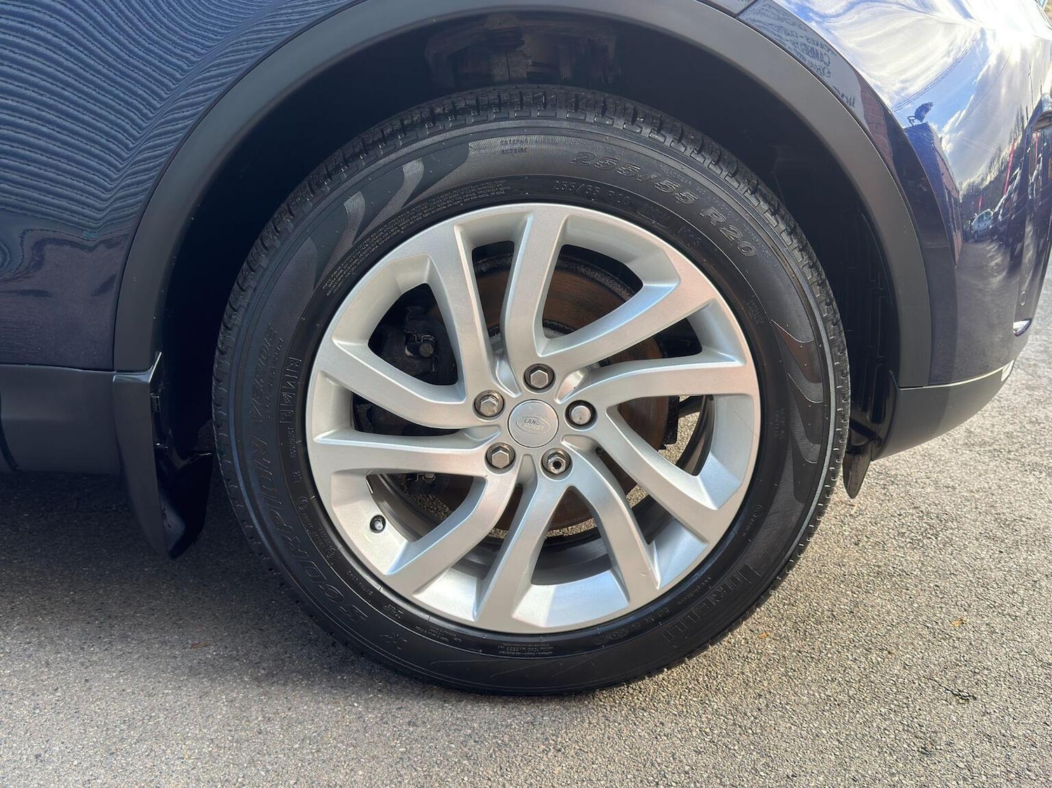 Used Land Rover Discovery 2017 for sale - 76858908: Photo 12