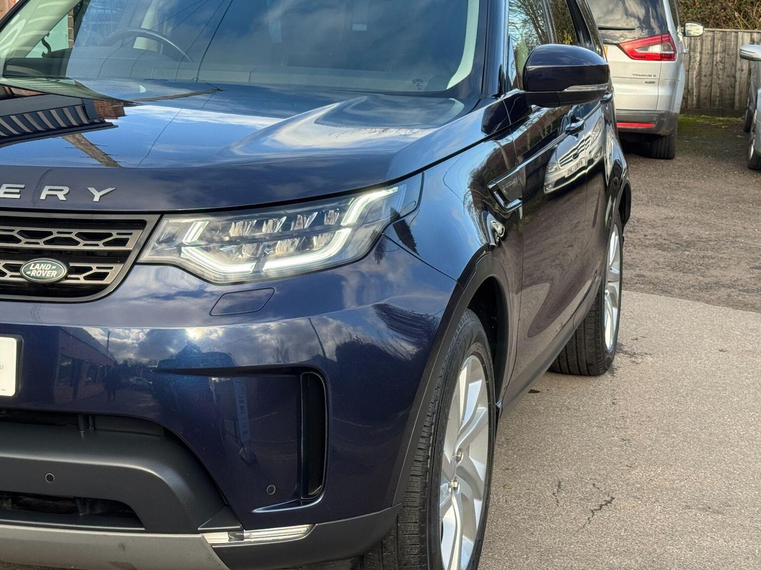 Used Land Rover Discovery 2017 for sale - 76858908: Photo 18