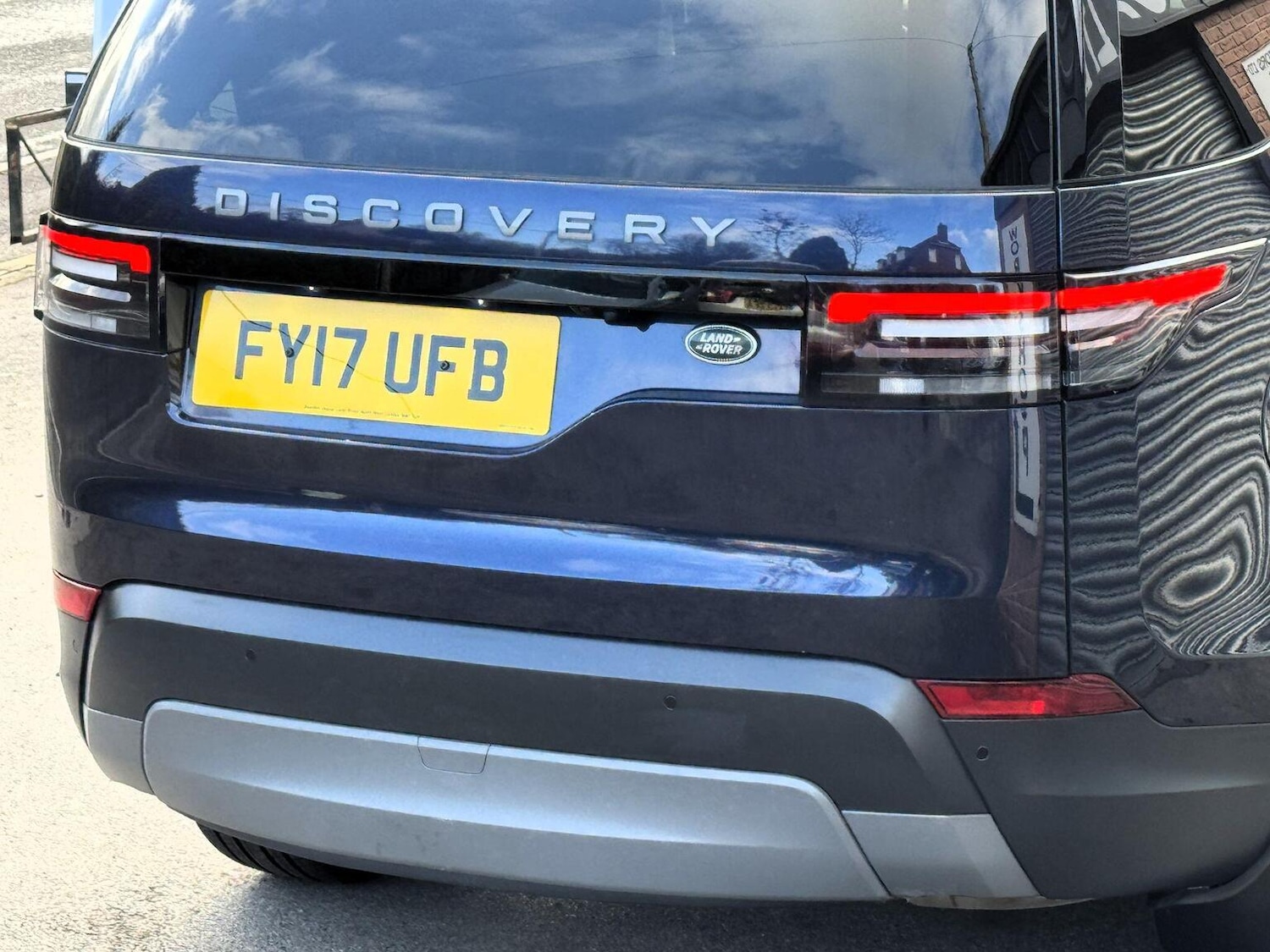 Used Land Rover Discovery 2017 for sale - 76858908: Photo 21