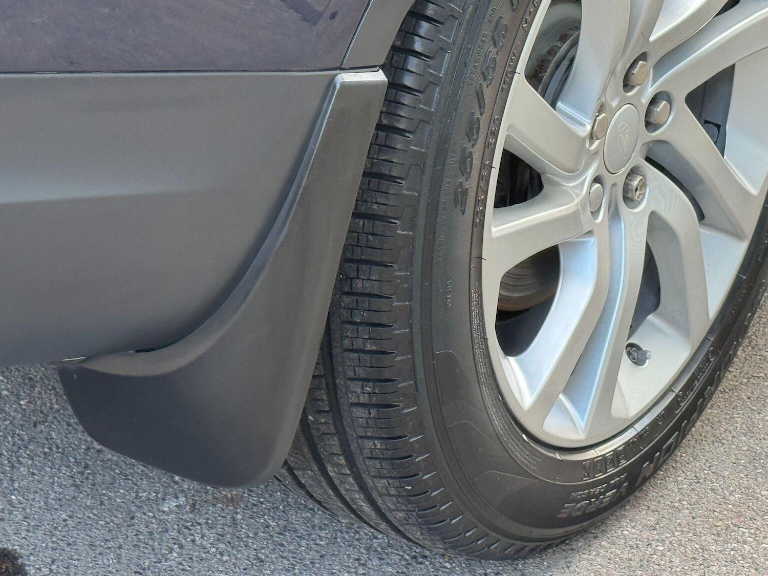 Used Land Rover Discovery 2017 for sale - 76858908: Photo 25