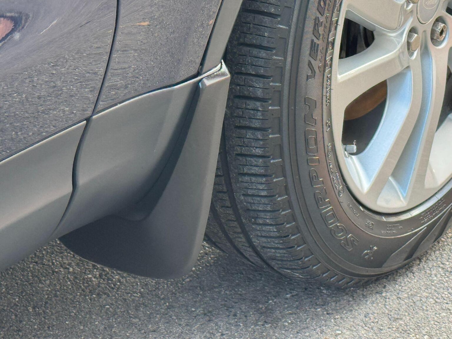 Used Land Rover Discovery 2017 for sale - 76858908: Photo 26