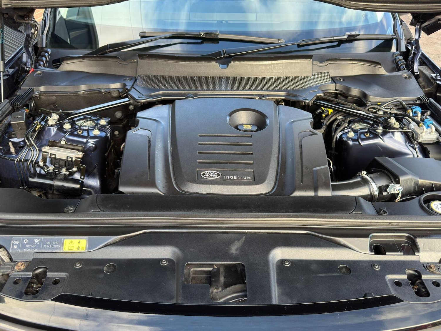 Used Land Rover Discovery 2017 for sale - 76858908: Photo 60