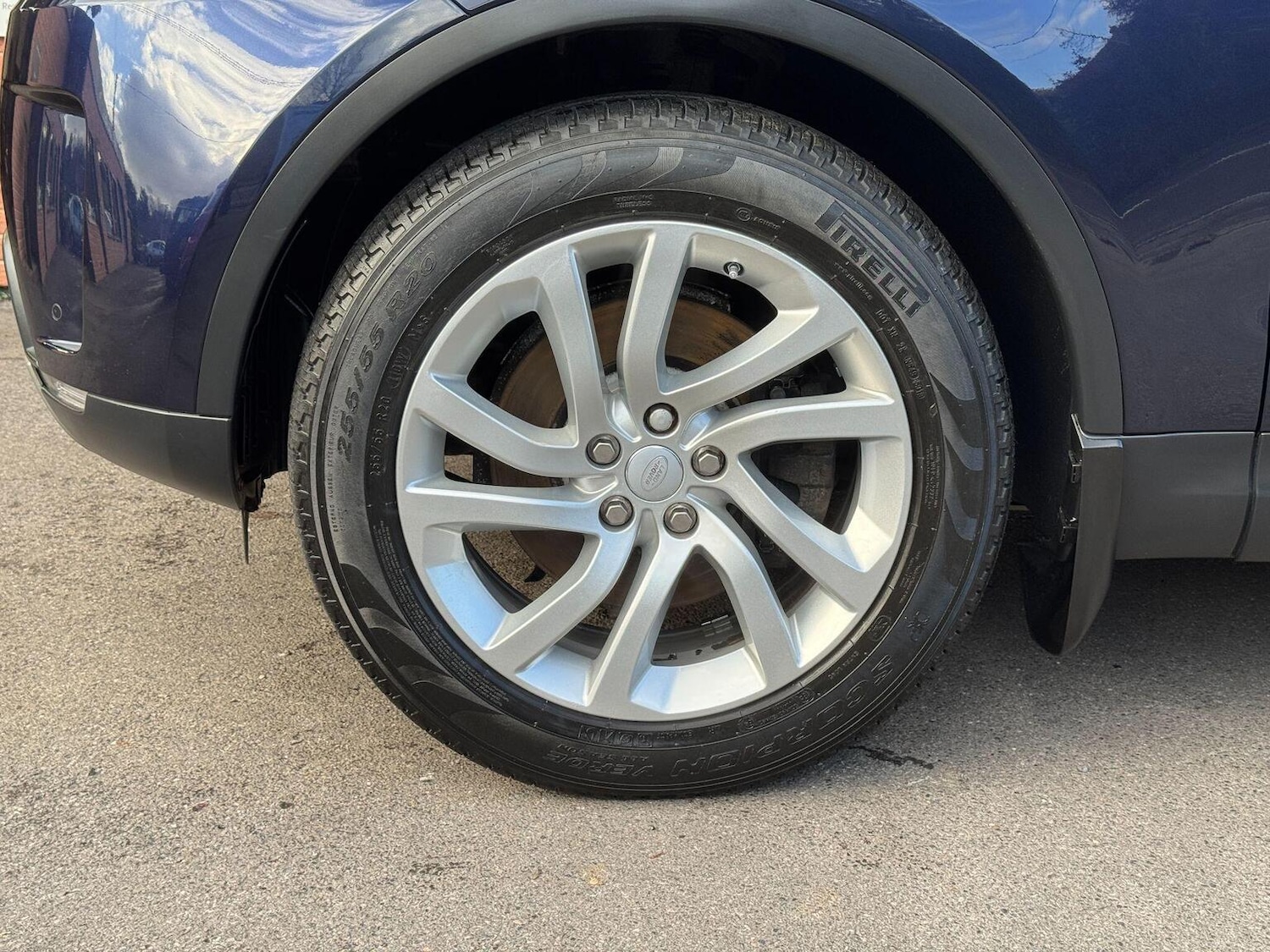 Used Land Rover Discovery 2017 for sale - 76858908: Photo 7