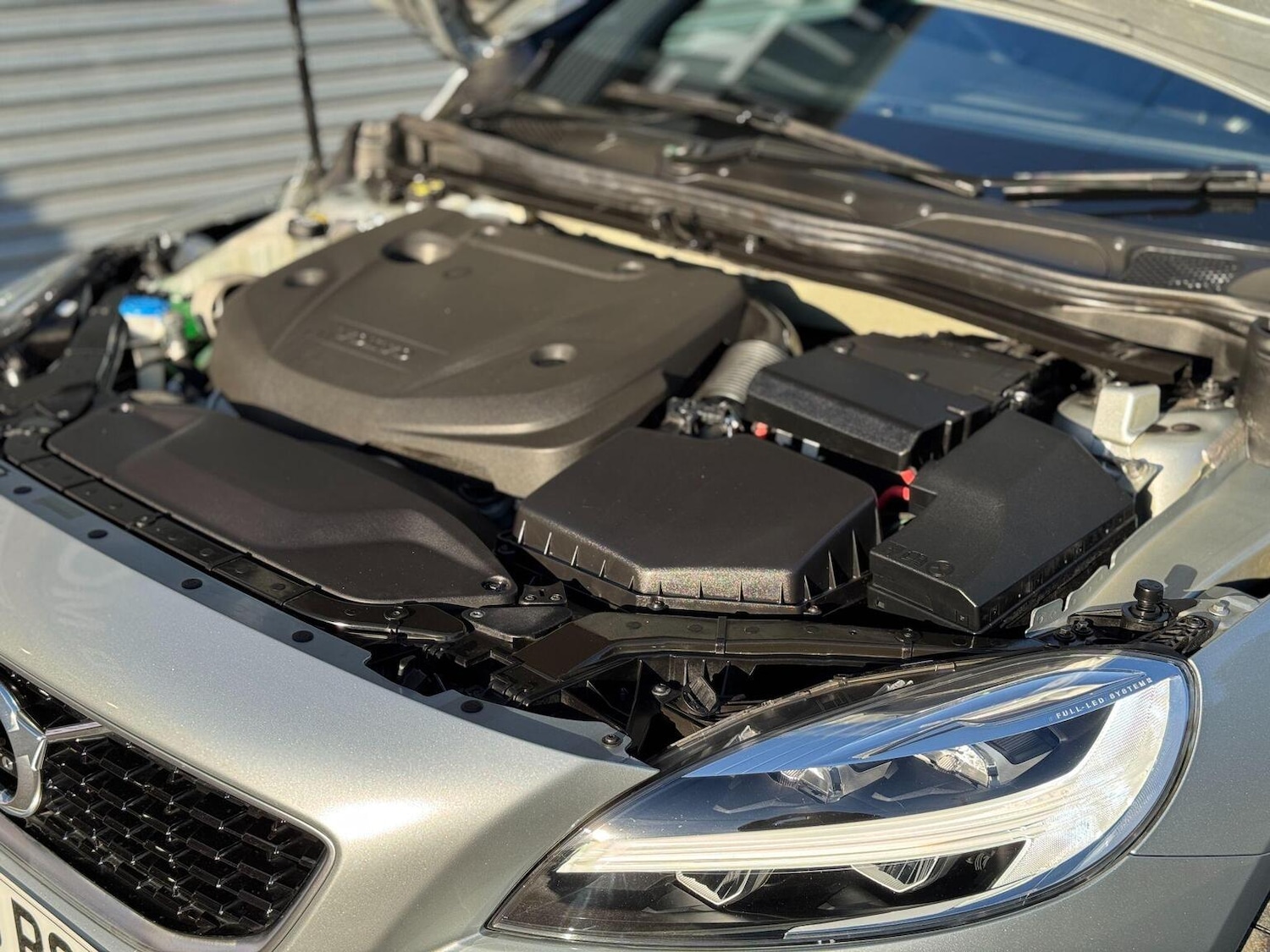 Used Volvo V40 2018 for sale - 77118611: Photo 29