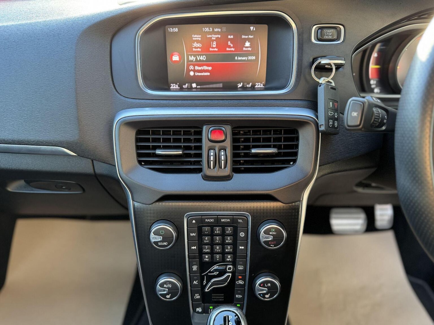 Used Volvo V40 2018 for sale - 77118611: Photo 38