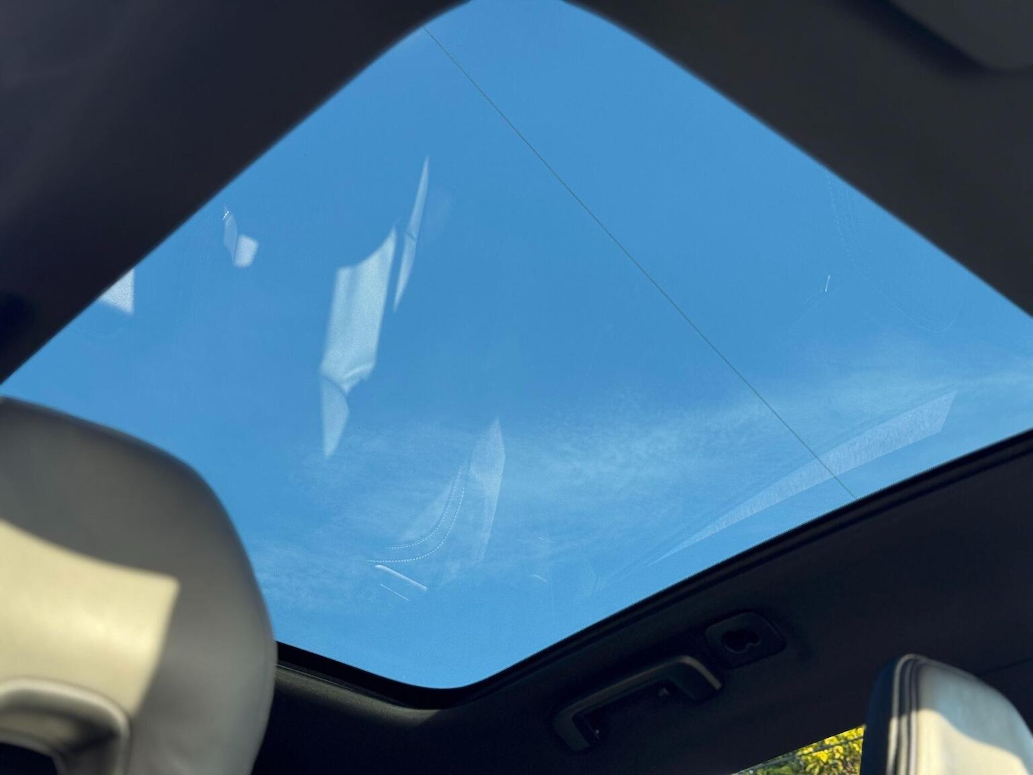 Used Volvo V40 2018 for sale - 77118611: Photo 54