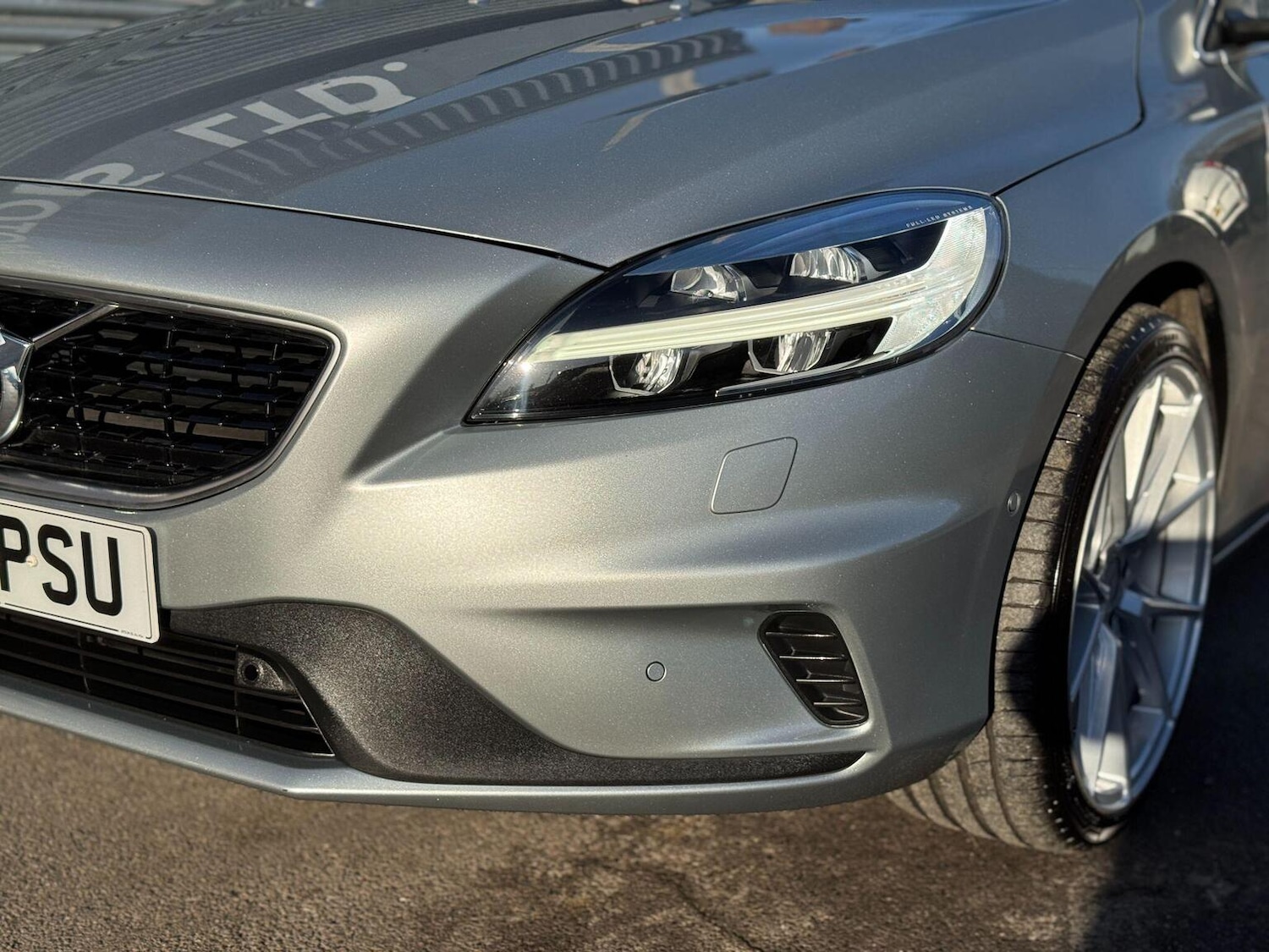 Used Volvo V40 2018 for sale - 77118611: Photo 59