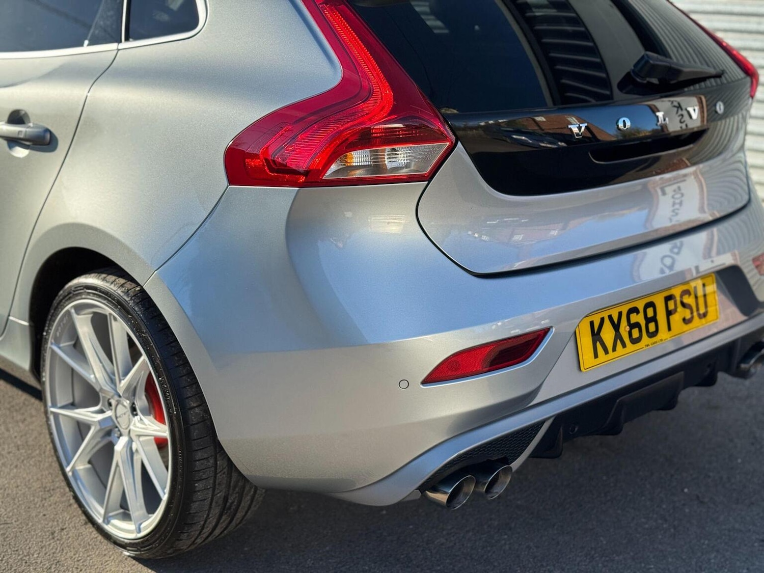 Used Volvo V40 2018 for sale - 77118611: Photo 67