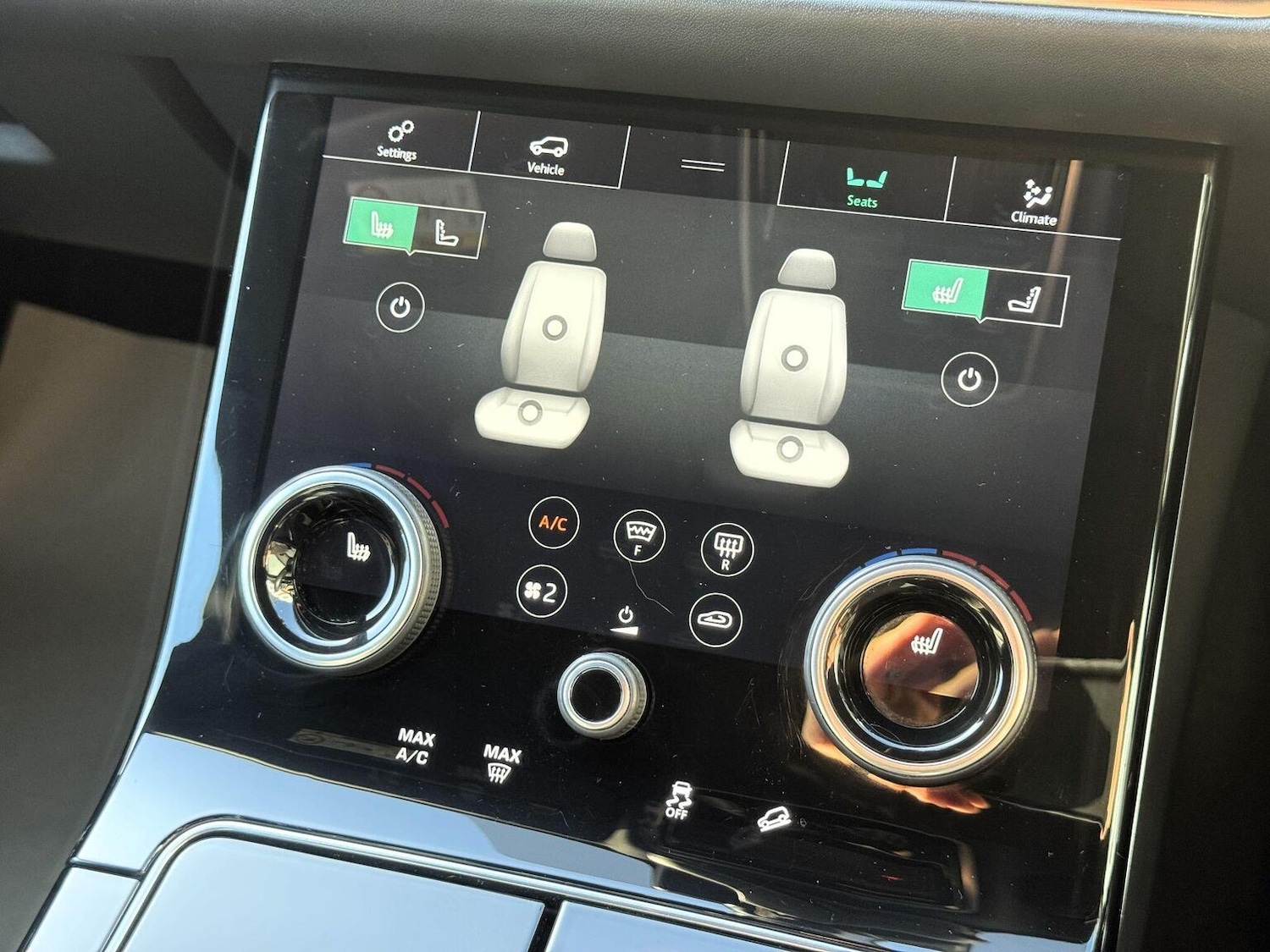 Used Land Rover Range Rover Velar 2018 for sale - 77632470: Photo 33