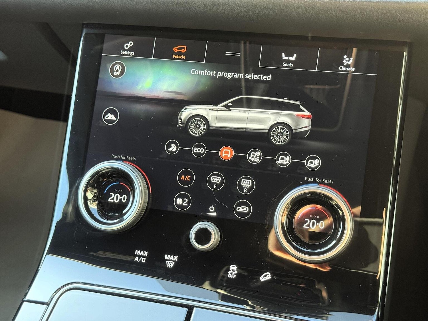 Used Land Rover Range Rover Velar 2018 for sale - 77632470: Photo 35