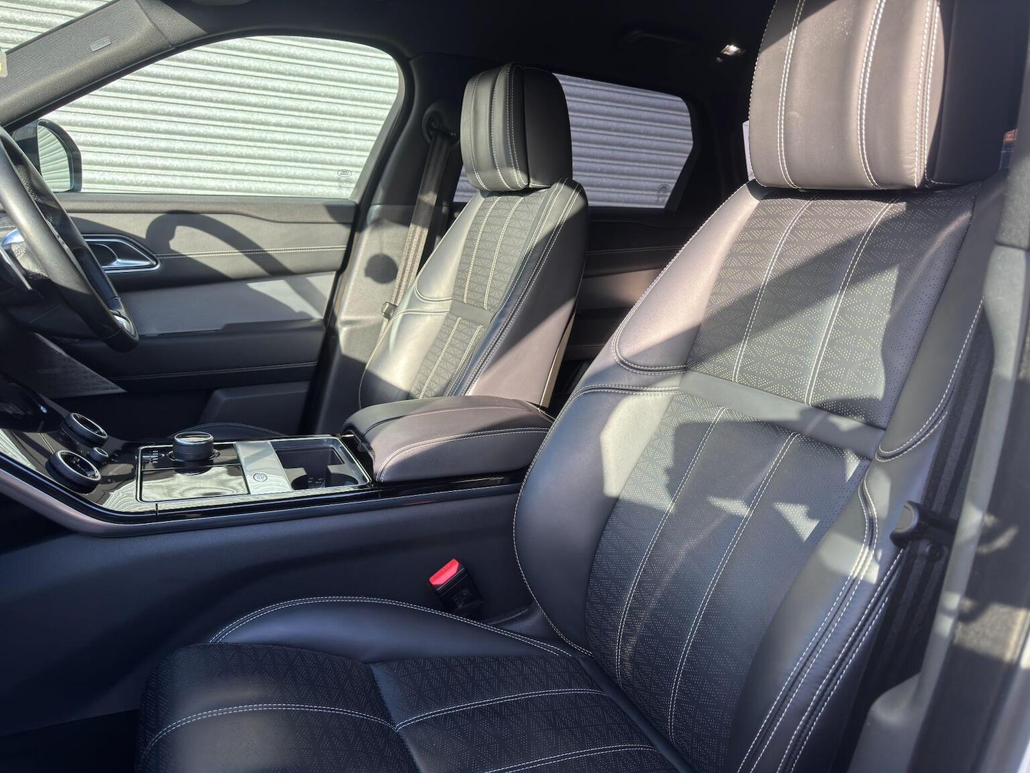 Used Land Rover Range Rover Velar 2018 for sale - 77632470: Photo 52