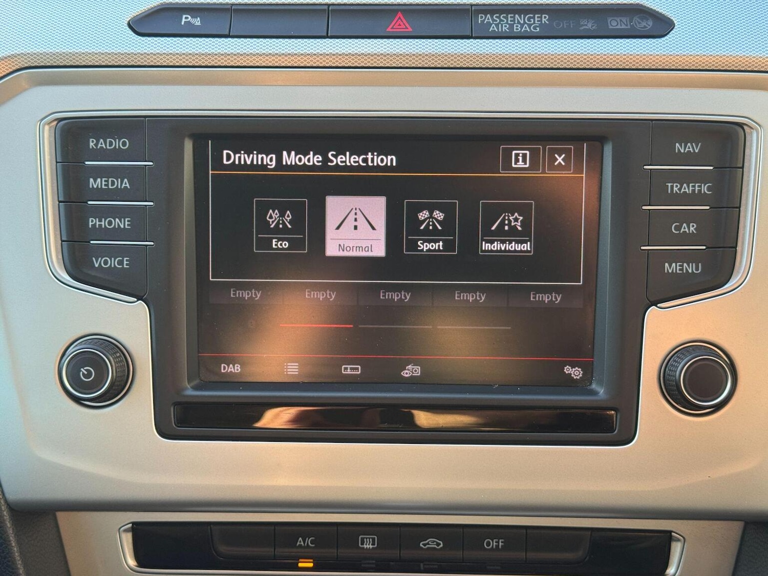 Used Volkswagen Passat 2016 for sale - 77668654: Photo 38