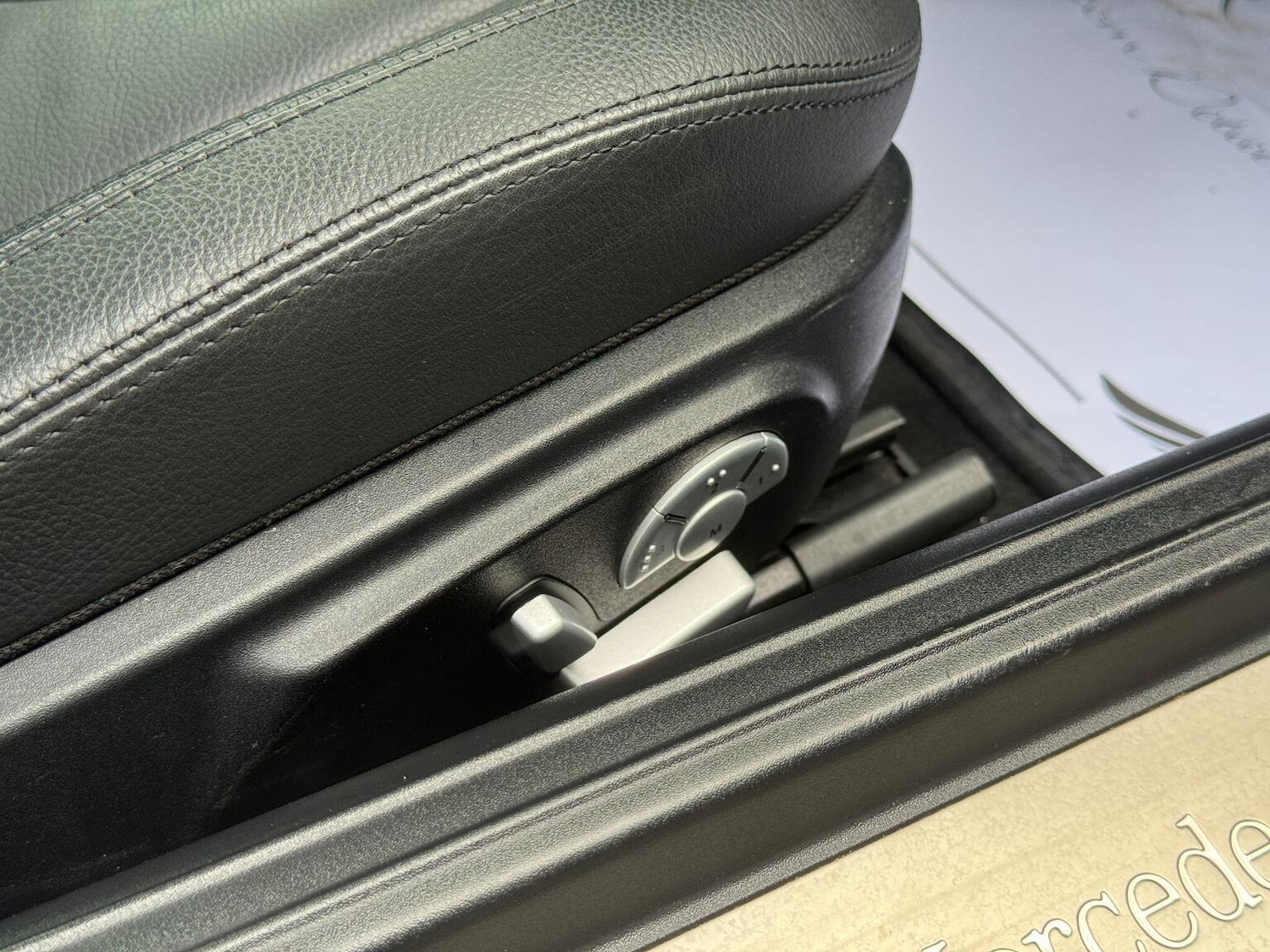 Used Mercedes-Benz SLK 2006 for sale - 76769511: Photo 61