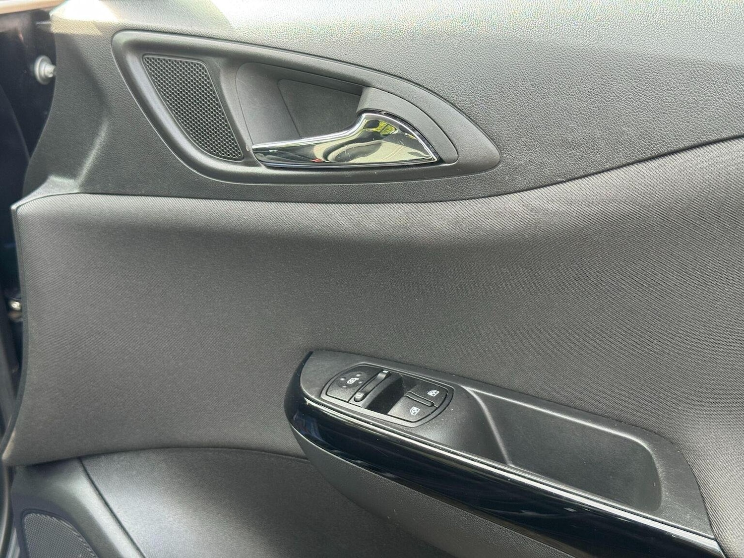 Used Vauxhall Corsa 2018 for sale - 76340319: Photo 59