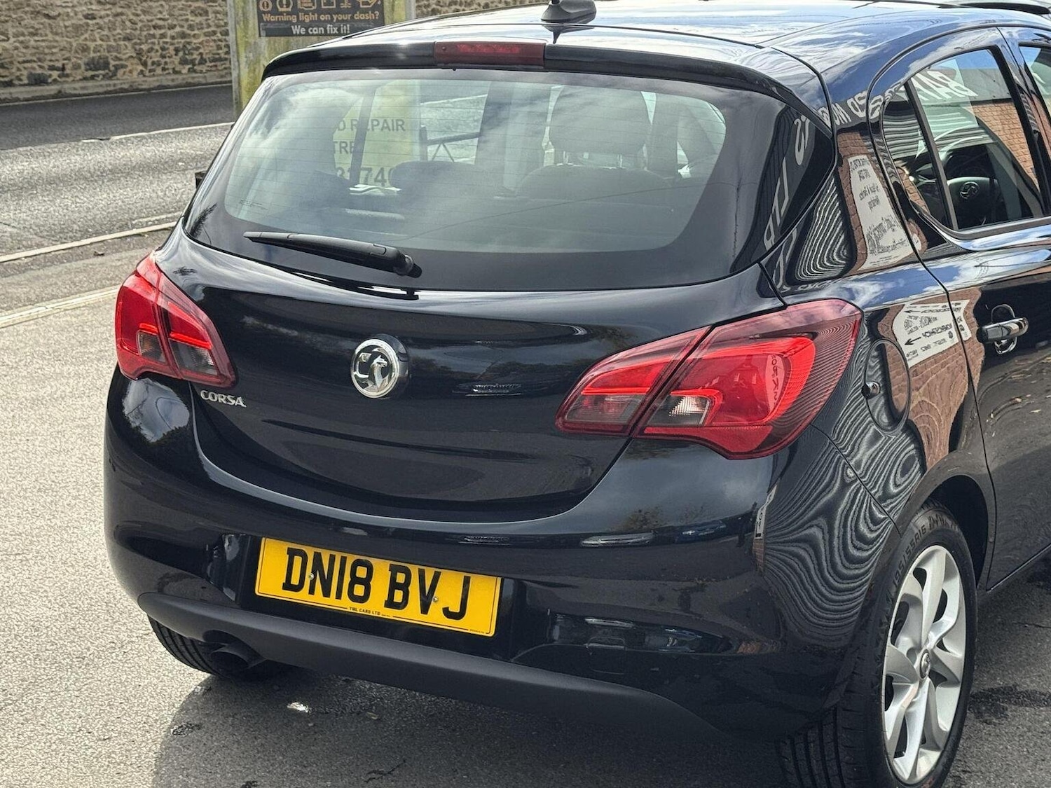 Used Vauxhall Corsa 2018 for sale - 76340319: Photo 9