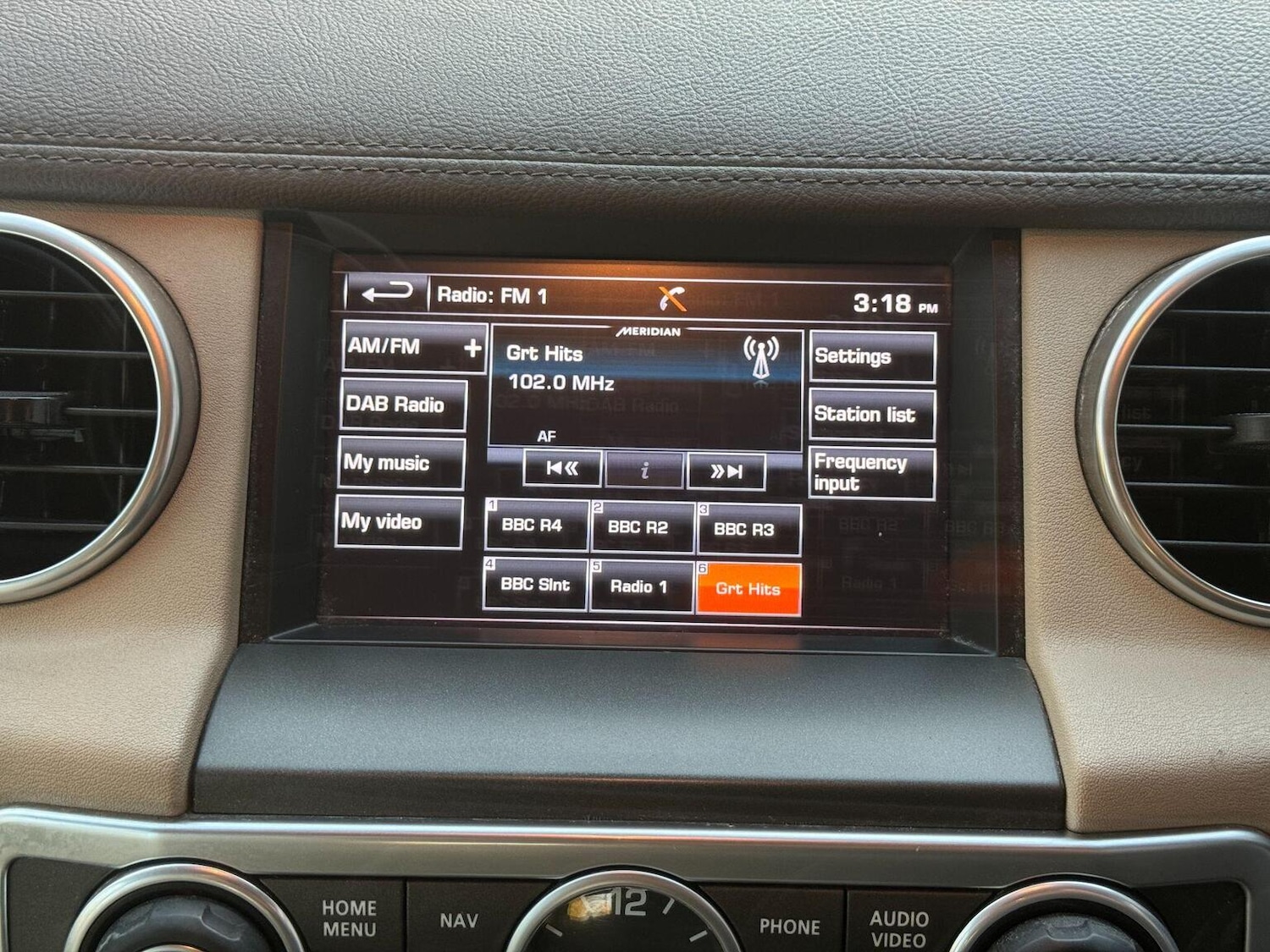 Used Land Rover Discovery 4 2015 for sale - 76631545: Photo 34