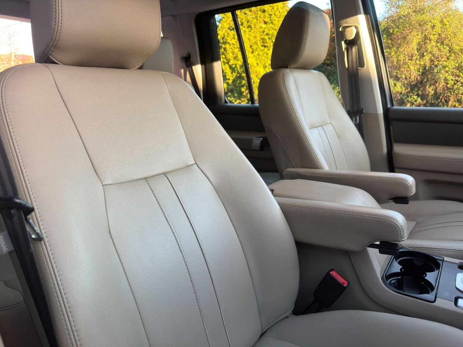 Used Land Rover Discovery 4 2015 for sale - 76631545: Photo 66