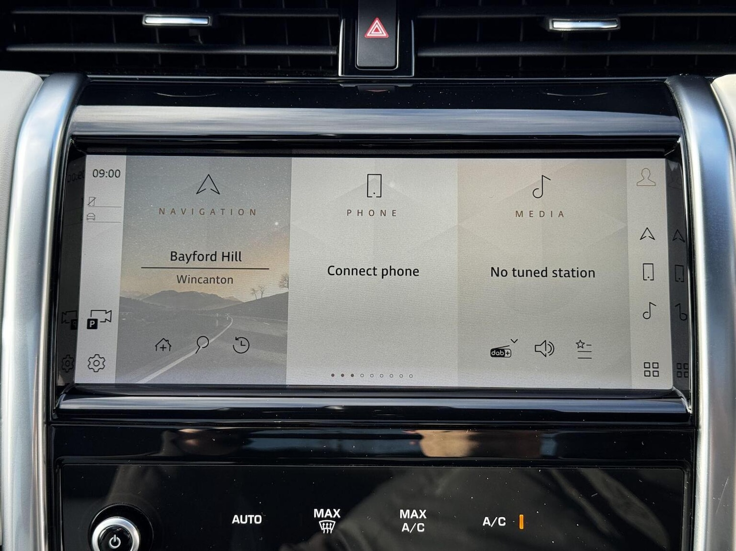 Used Land Rover Discovery Sport 2021 for sale - 77622501: Photo 33