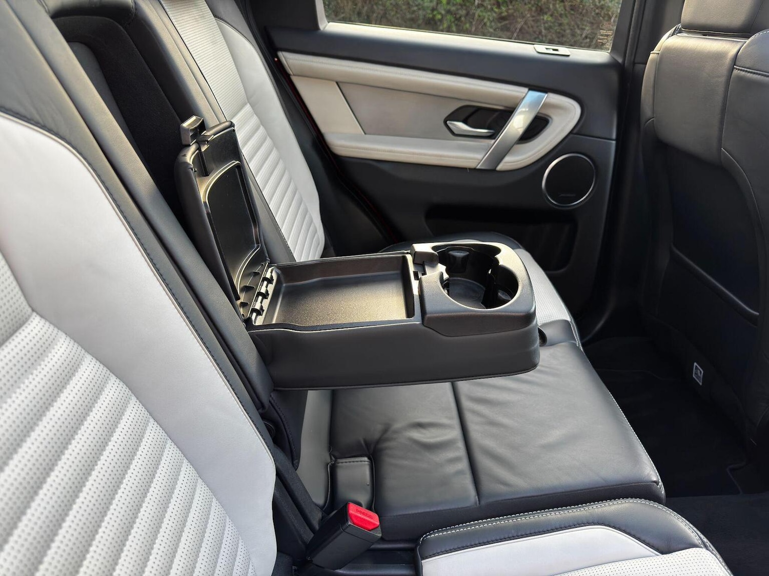 Used Land Rover Discovery Sport 2021 for sale - 77622501: Photo 47