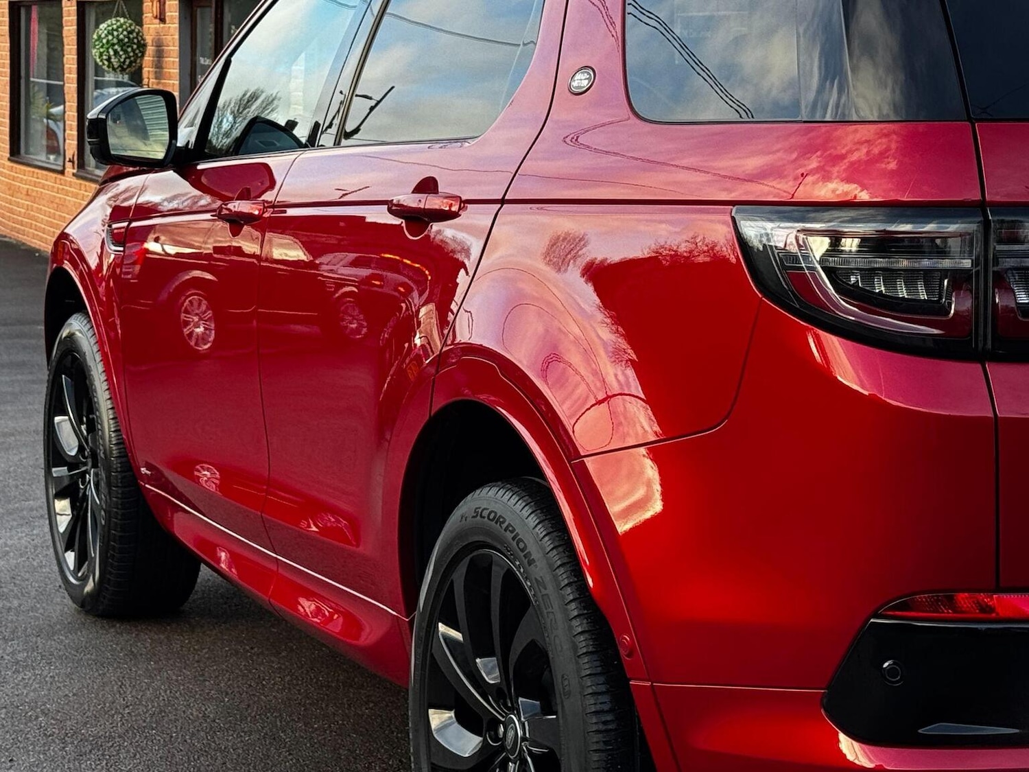 Used Land Rover Discovery Sport 2021 for sale - 77622501: Photo 6