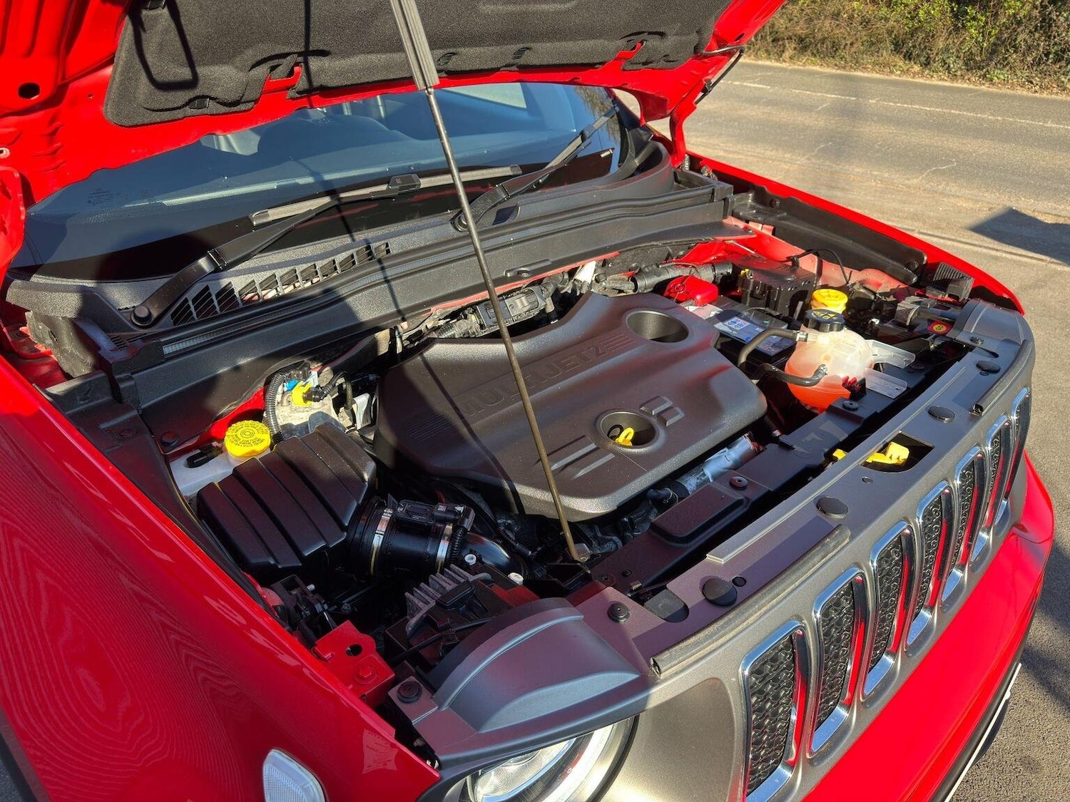 Used Jeep Renegade 2020 for sale - 76397038: Photo 29