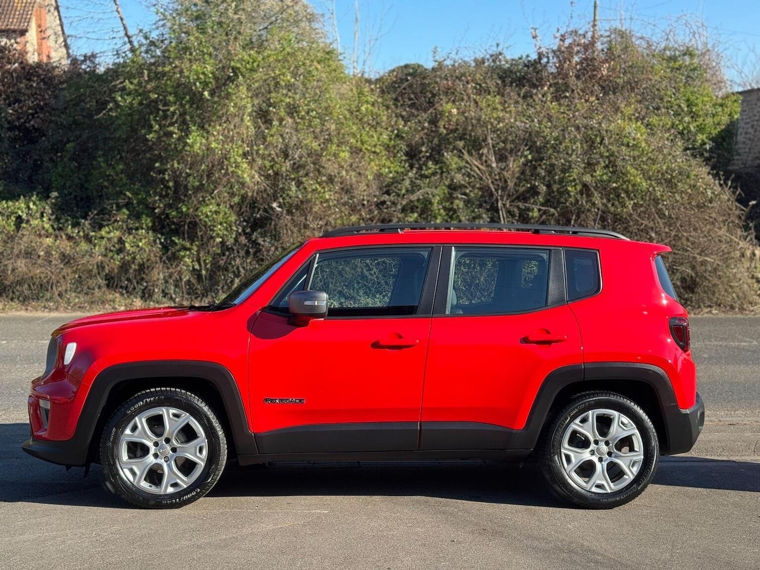 Used Jeep Renegade 2020 for sale - 76397038: Photo 7