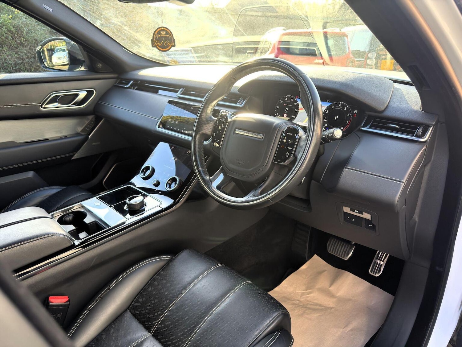 Used Land Rover Range Rover Velar 2018 for sale - 76968569: Photo 10