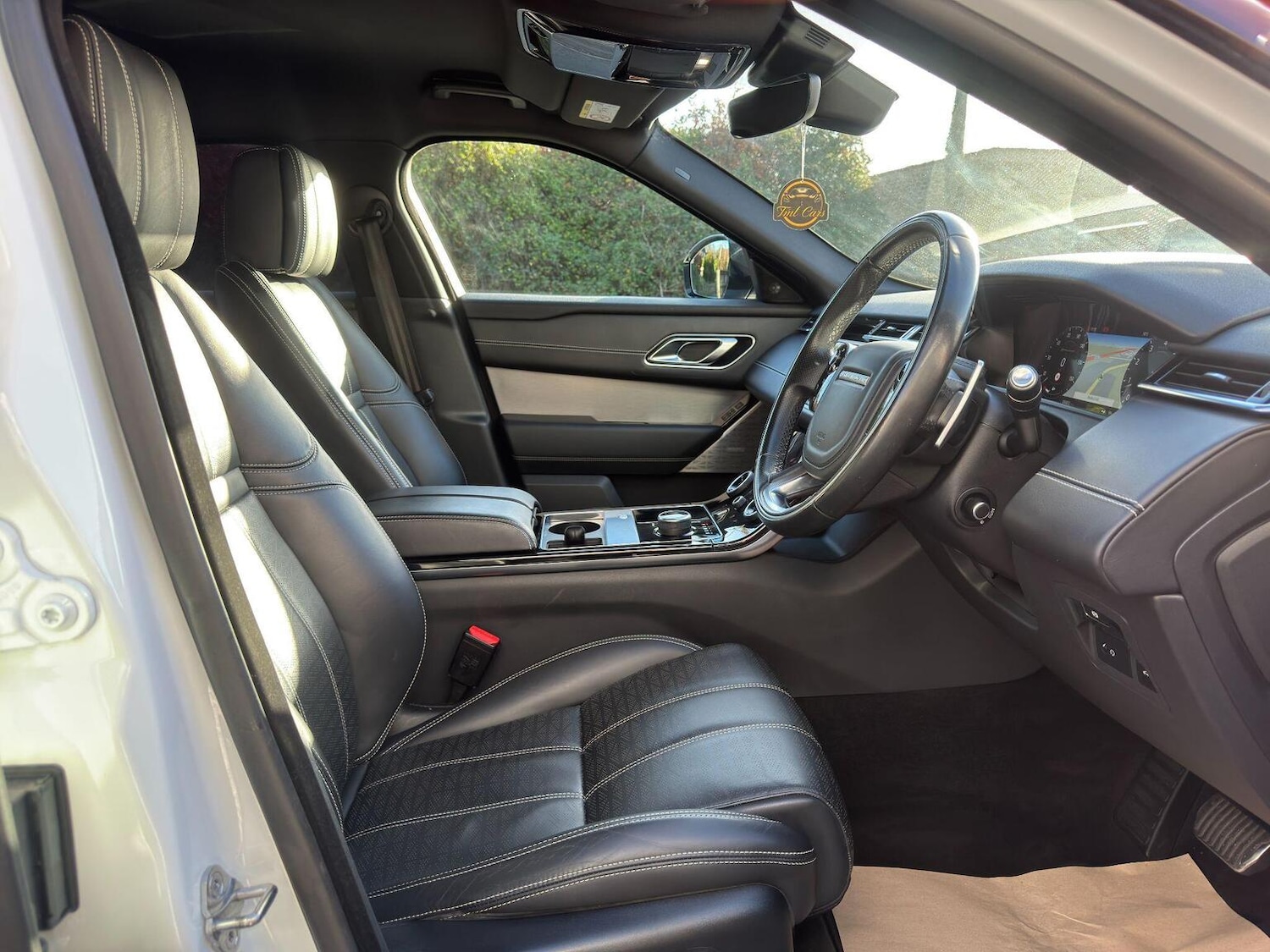 Used Land Rover Range Rover Velar 2018 for sale - 76968569: Photo 11