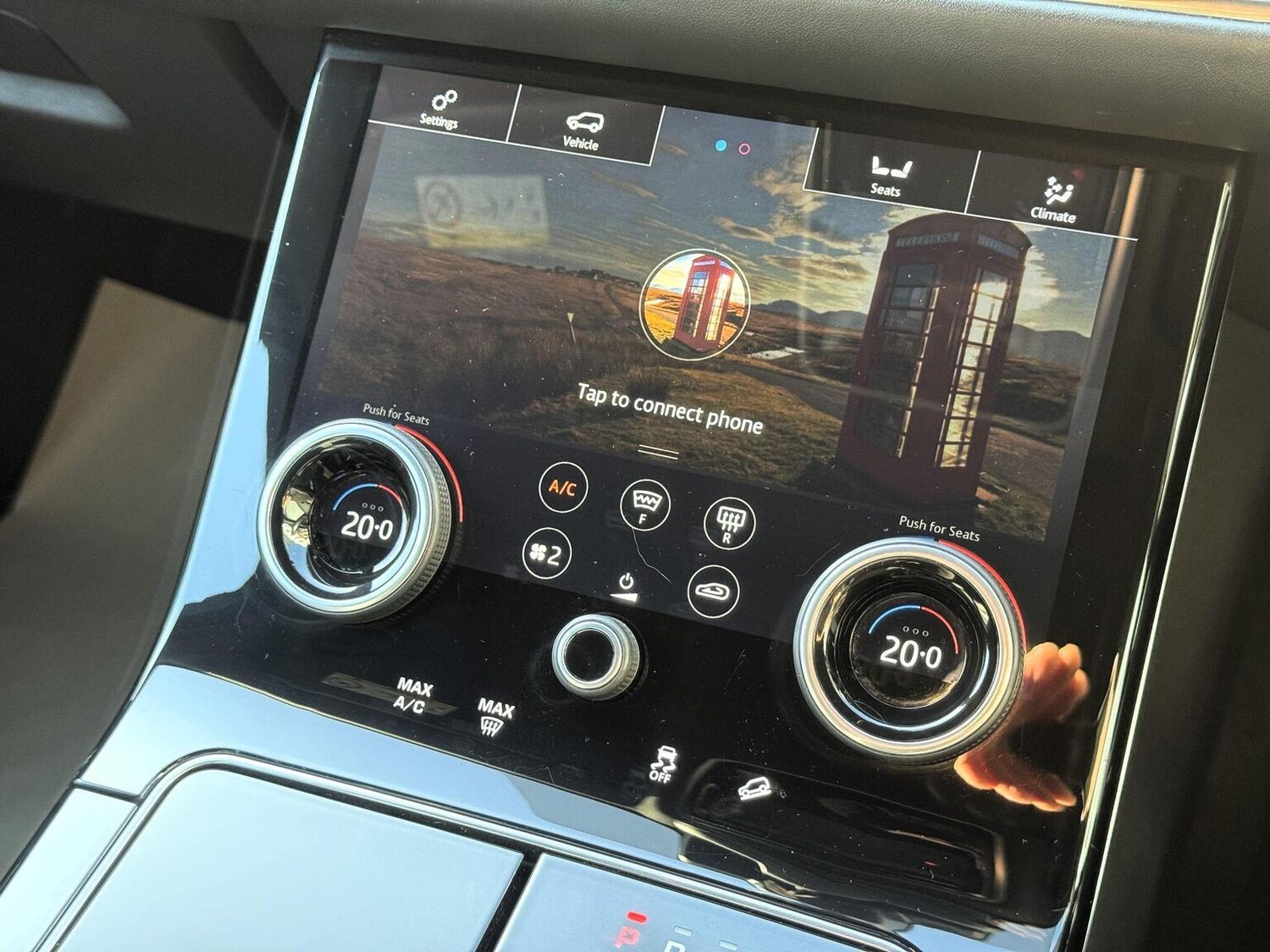 Used Land Rover Range Rover Velar 2018 for sale - 76968569: Photo 31