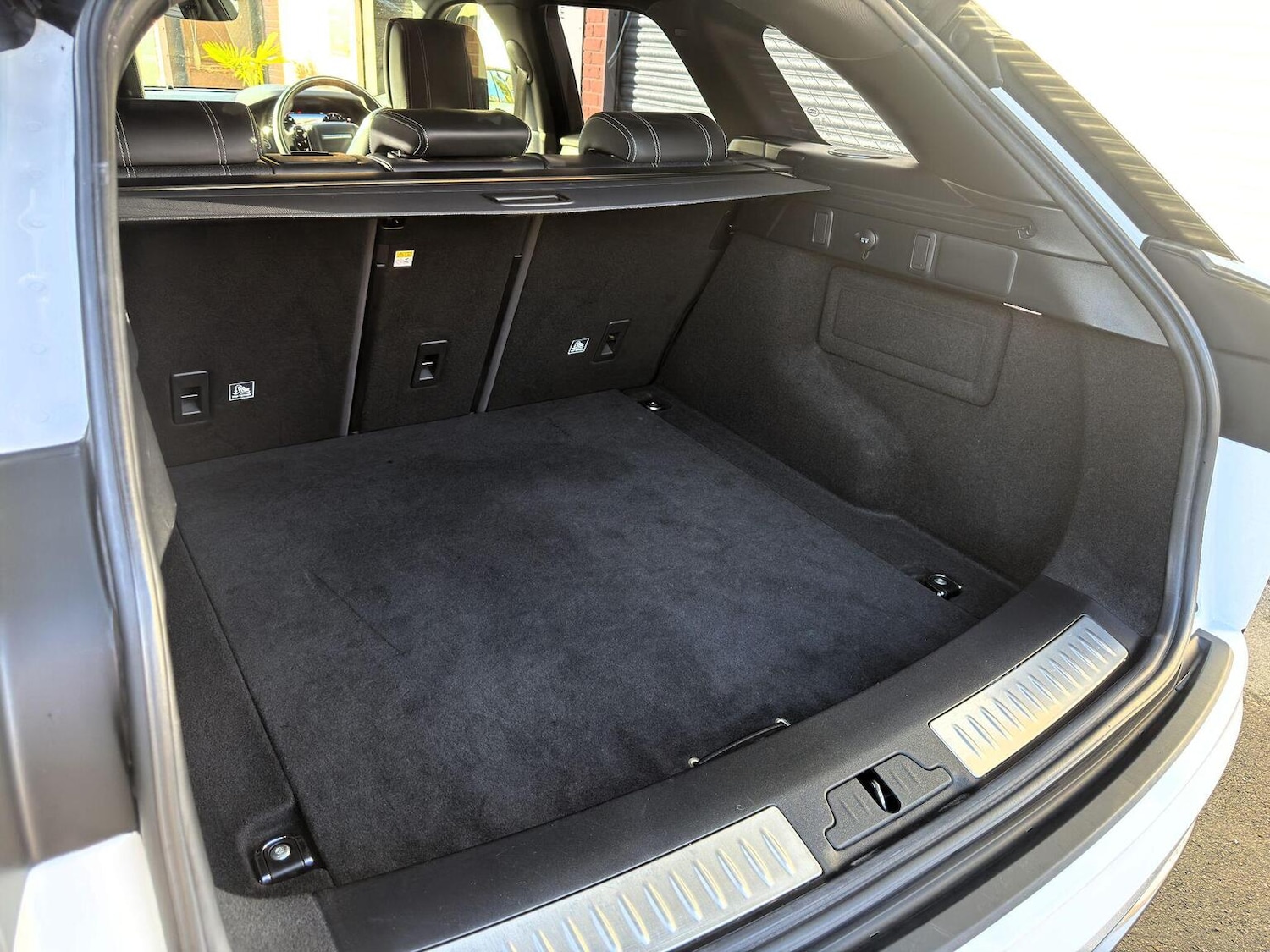 Used Land Rover Range Rover Velar 2018 for sale - 76968569: Photo 46