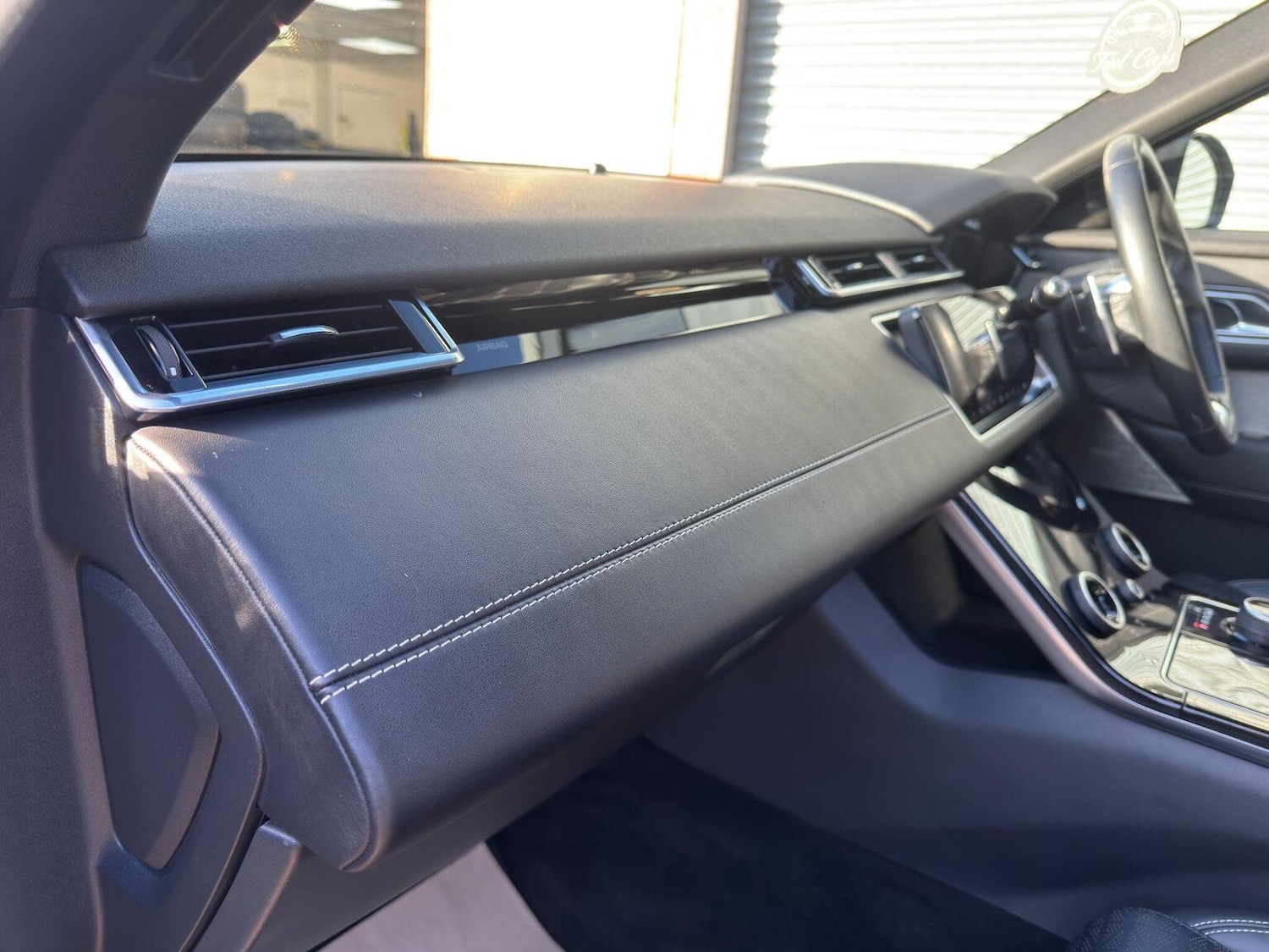 Used Land Rover Range Rover Velar 2018 for sale - 76968569: Photo 9