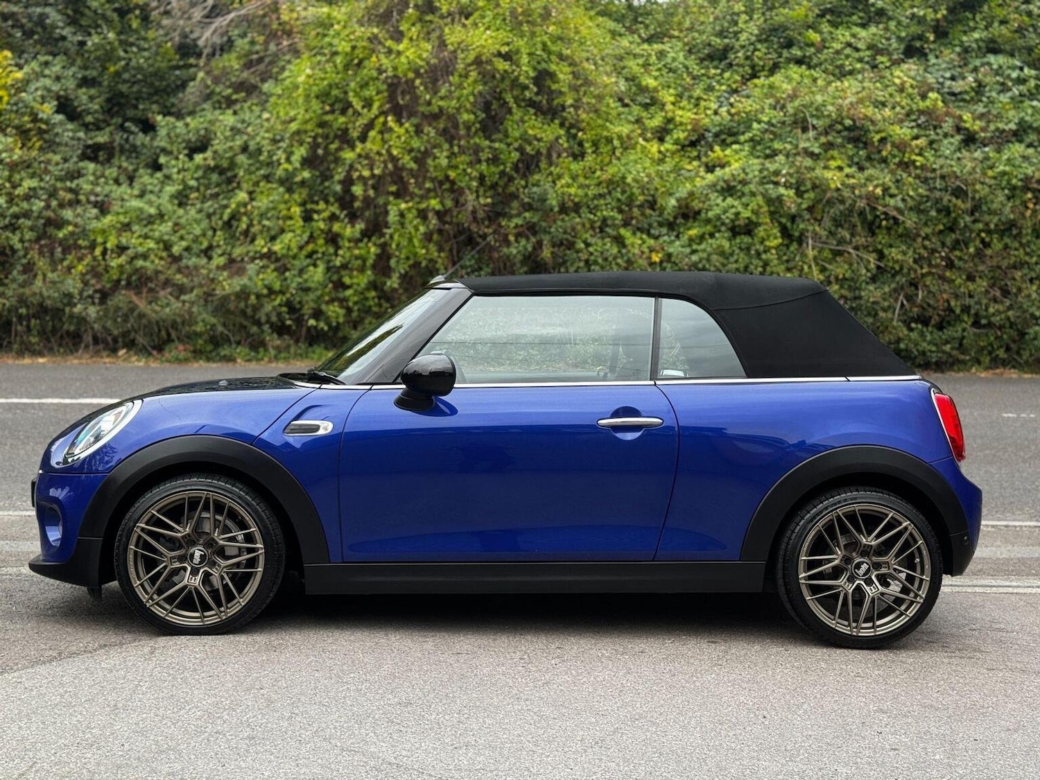 Used MINI Convertible 2018 for sale - 76793824: Photo 13