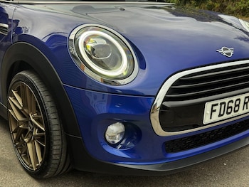 Used MINI Convertible 2018 for sale - 76793824: Photo