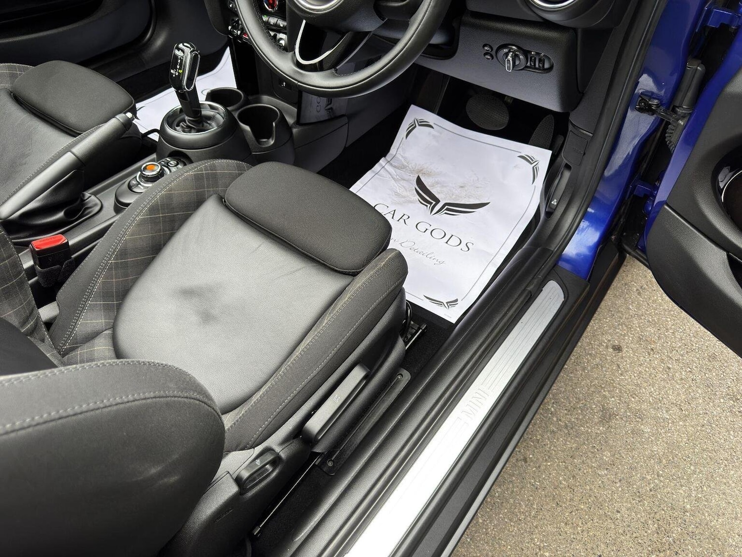 Used MINI Convertible 2018 for sale - 76793824: Photo 57