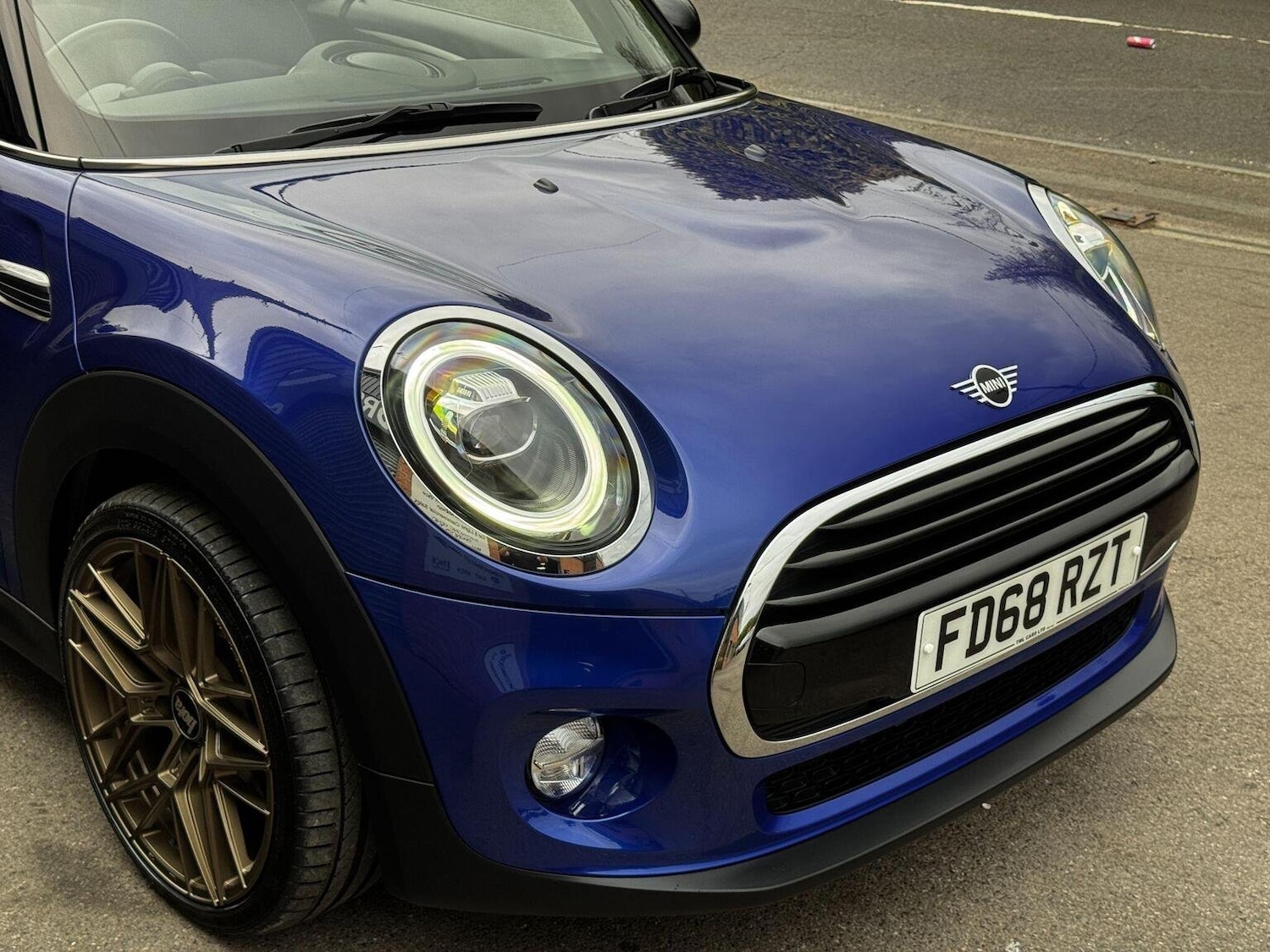 Used MINI Convertible 2018 for sale - 76793824: Photo 8