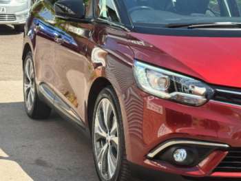 Used Renault Grand Scenic 2017 for sale - 75202765: Photo