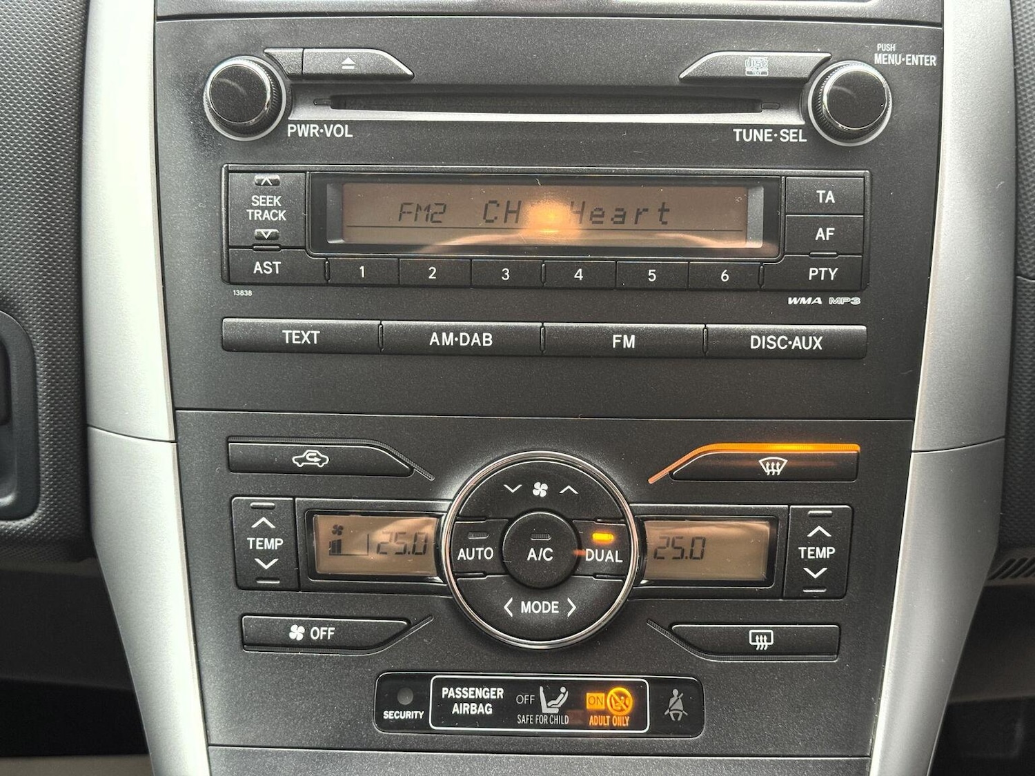 Used Toyota Auris 2010 for sale - 76741250: Photo 32