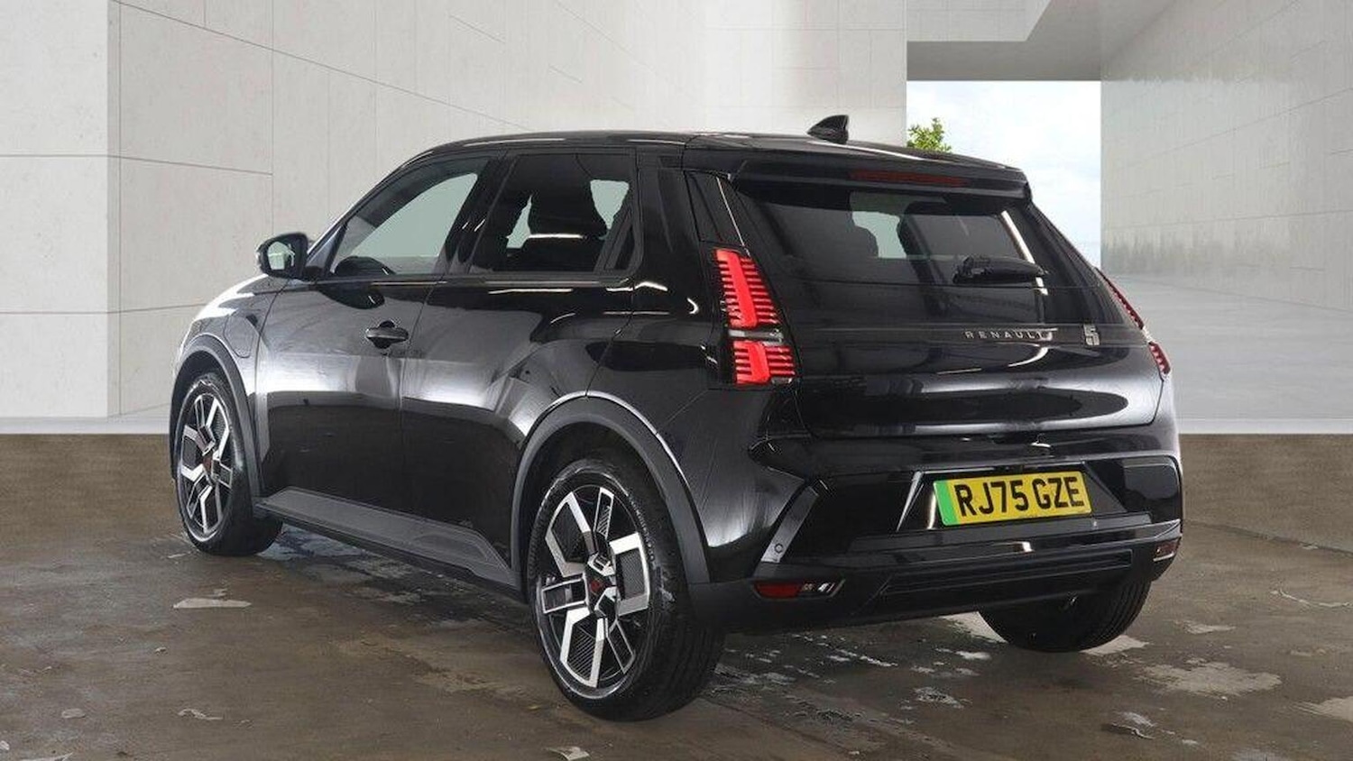 Used Renault 5 E-Tech electric 2026 for sale - 78077807: Photo 3