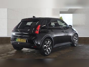 Used Renault 5 E-Tech electric 2026 for sale - 78077807: Photo