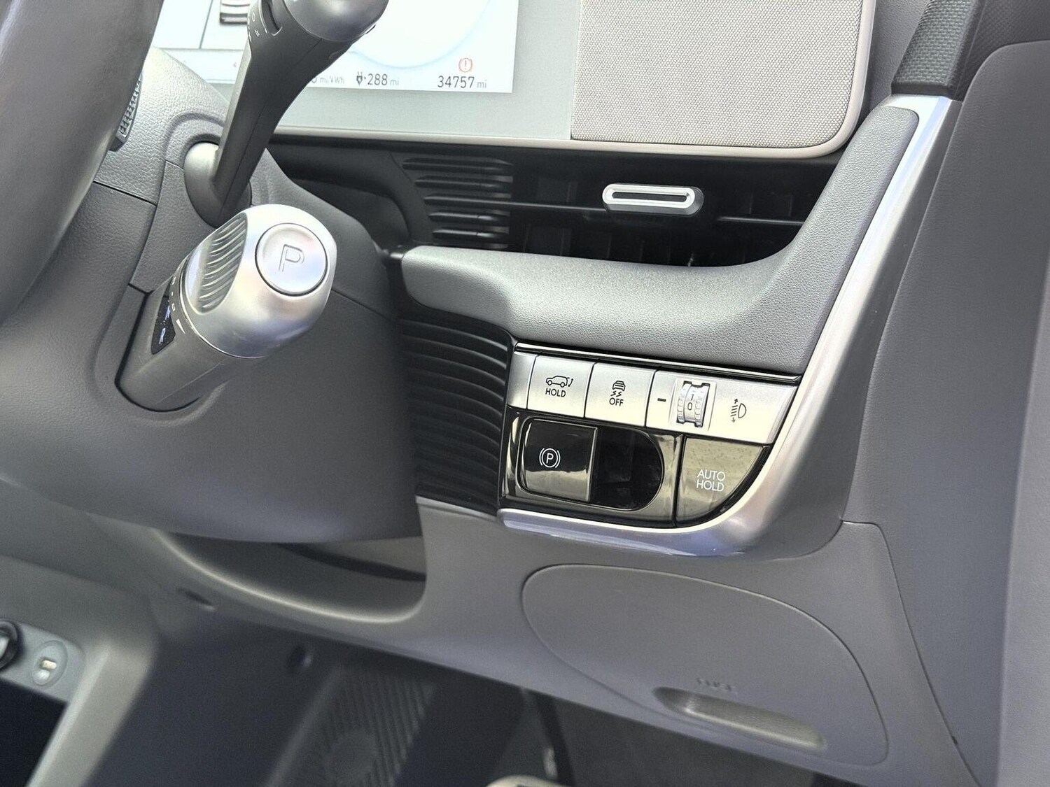 Used Hyundai IONIQ 5 2022 for sale - 76317459: Photo 24