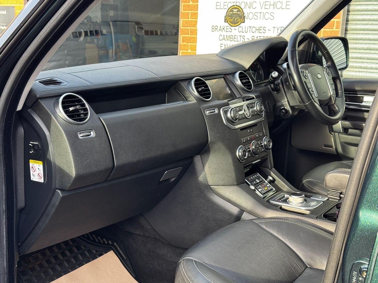 Used Land Rover Discovery 2012 for sale - 77656320: Photo 24