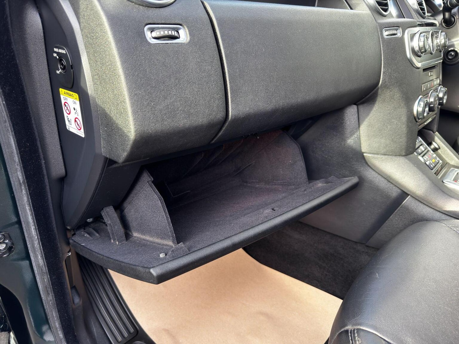 Used Land Rover Discovery 2012 for sale - 77656320: Photo 64