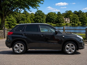 Used Suzuki Vitara 2017 for sale - 79017341: Photo