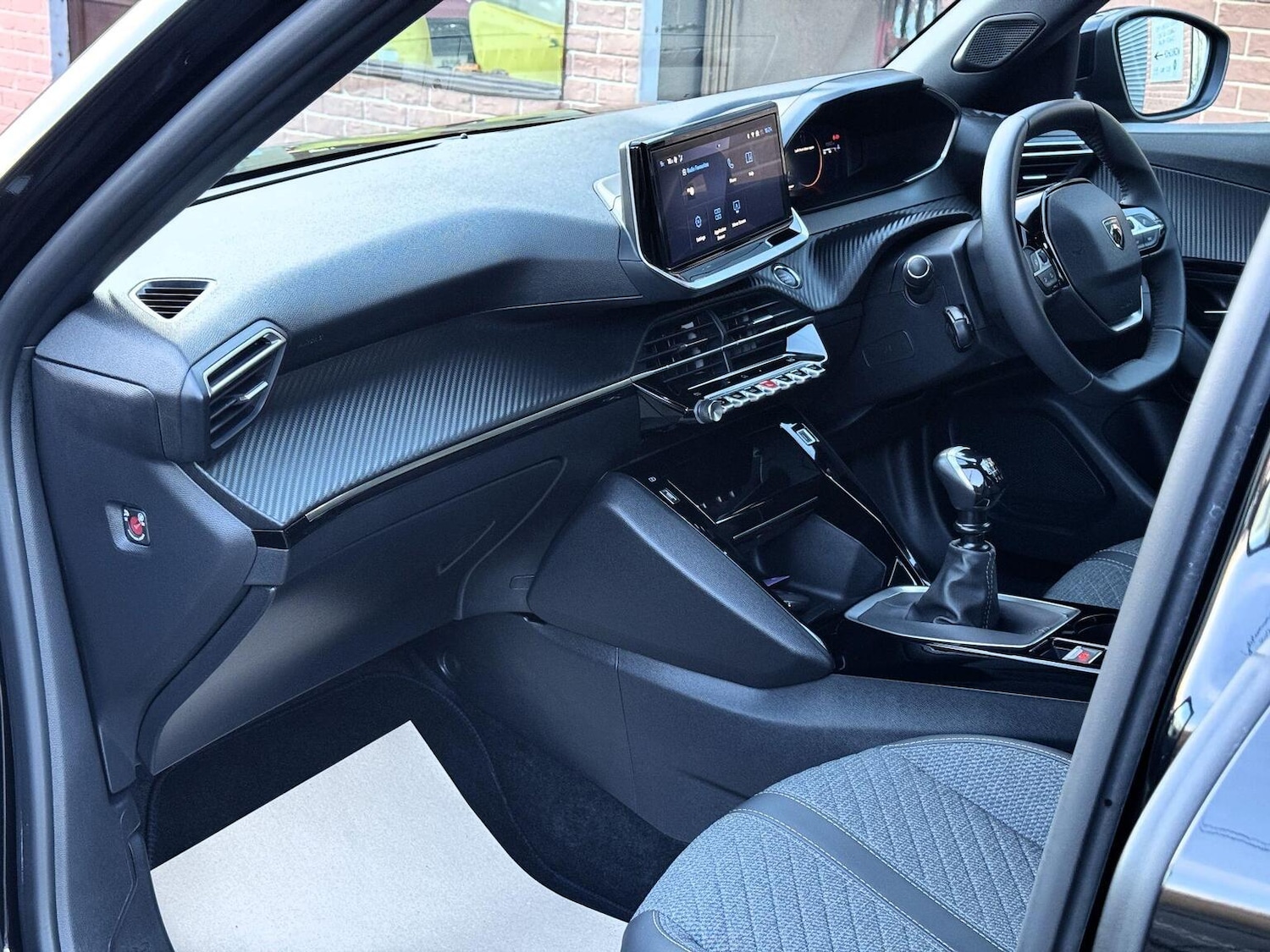 Used Peugeot 2008 2023 for sale - 77417475: Photo 18