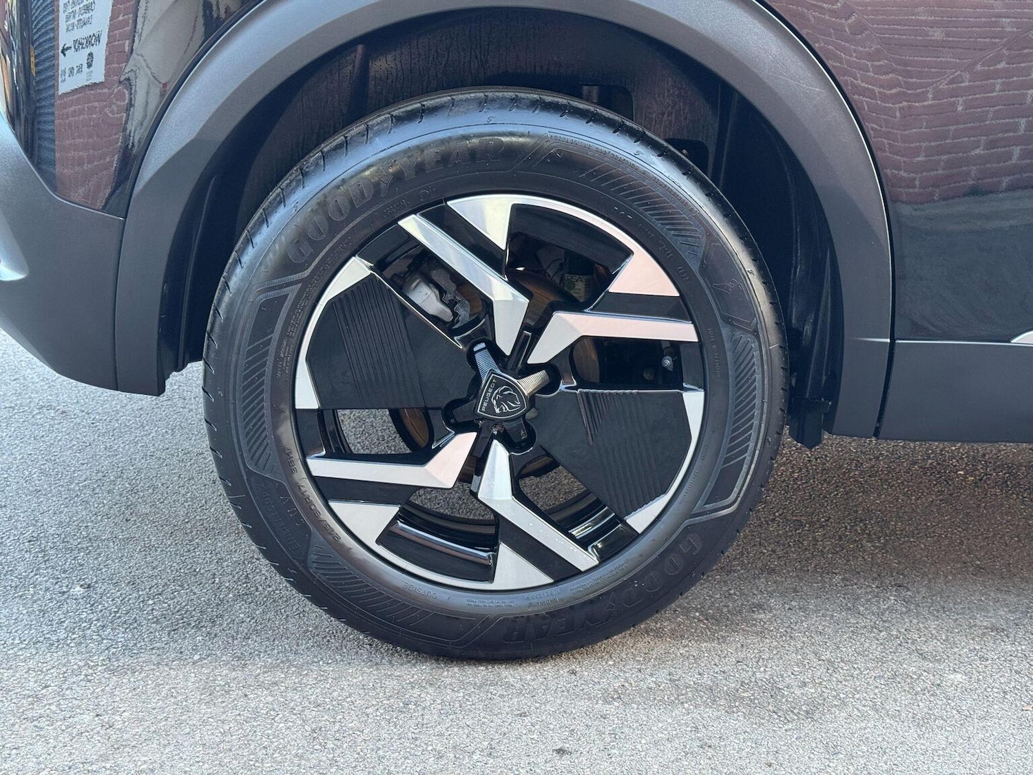 Used Peugeot 2008 2023 for sale - 77417475: Photo 32