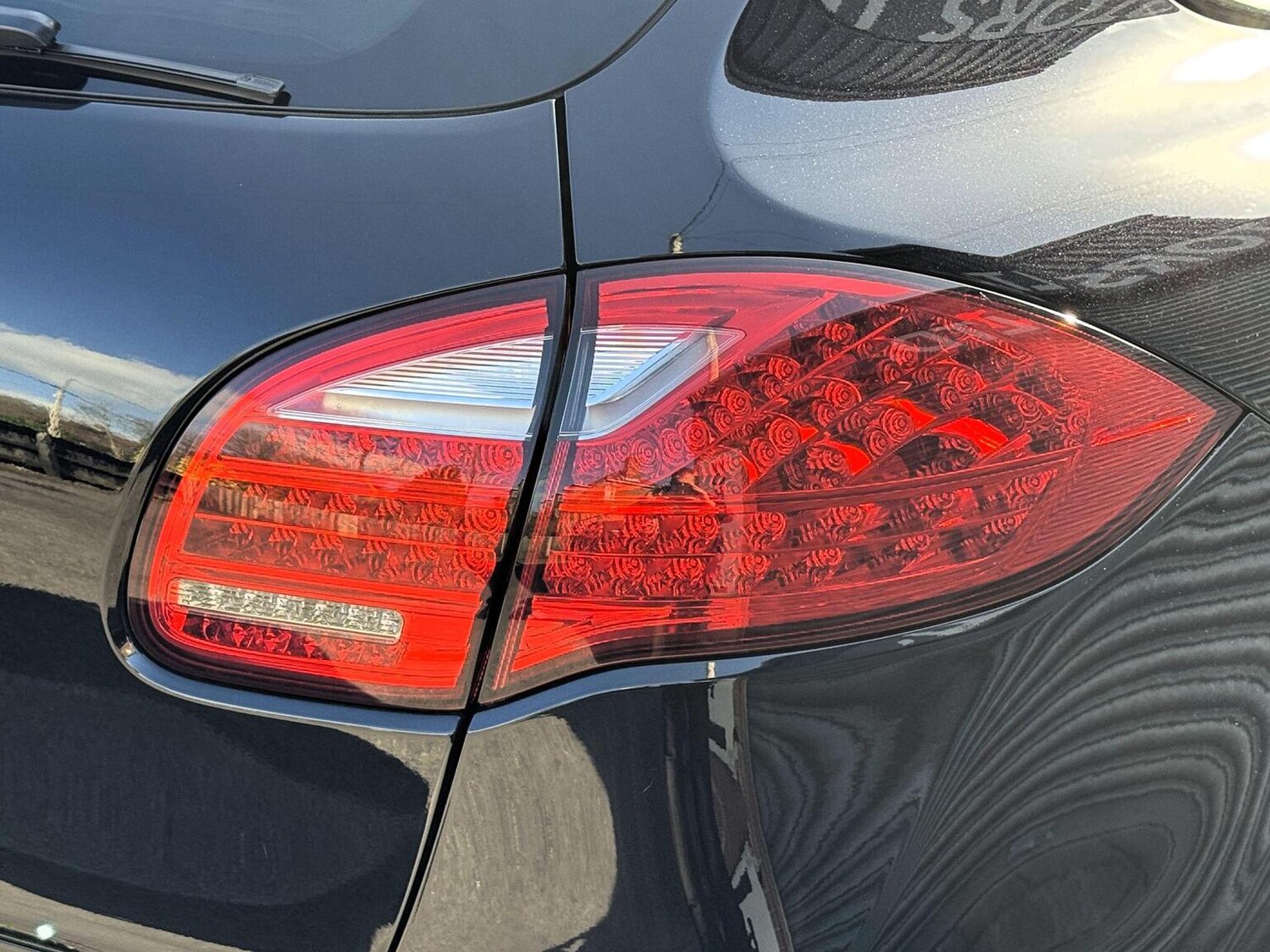 Used Porsche Cayenne 2013 for sale - 77915745: Photo 60