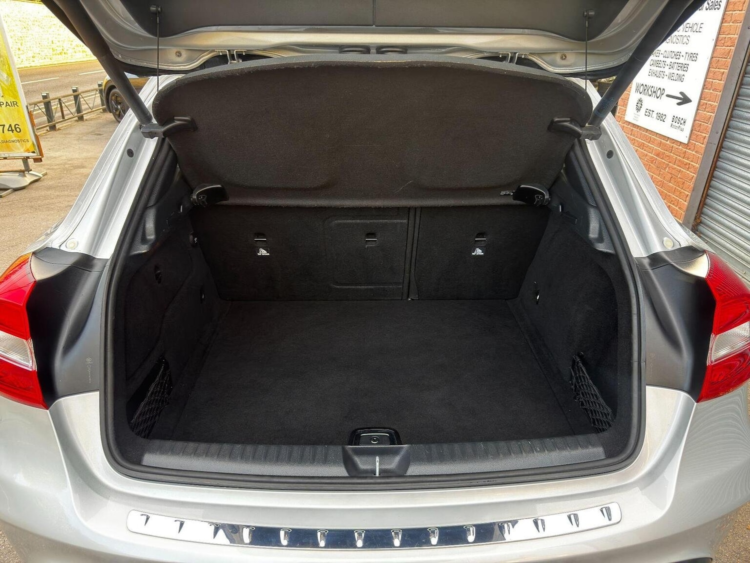 Used Mercedes-Benz GLA 2017 for sale - 76378981: Photo 46