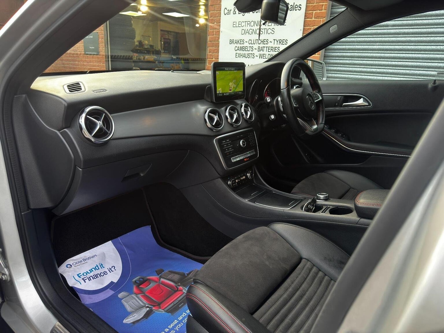 Used Mercedes-Benz GLA 2017 for sale - 76378981: Photo 49