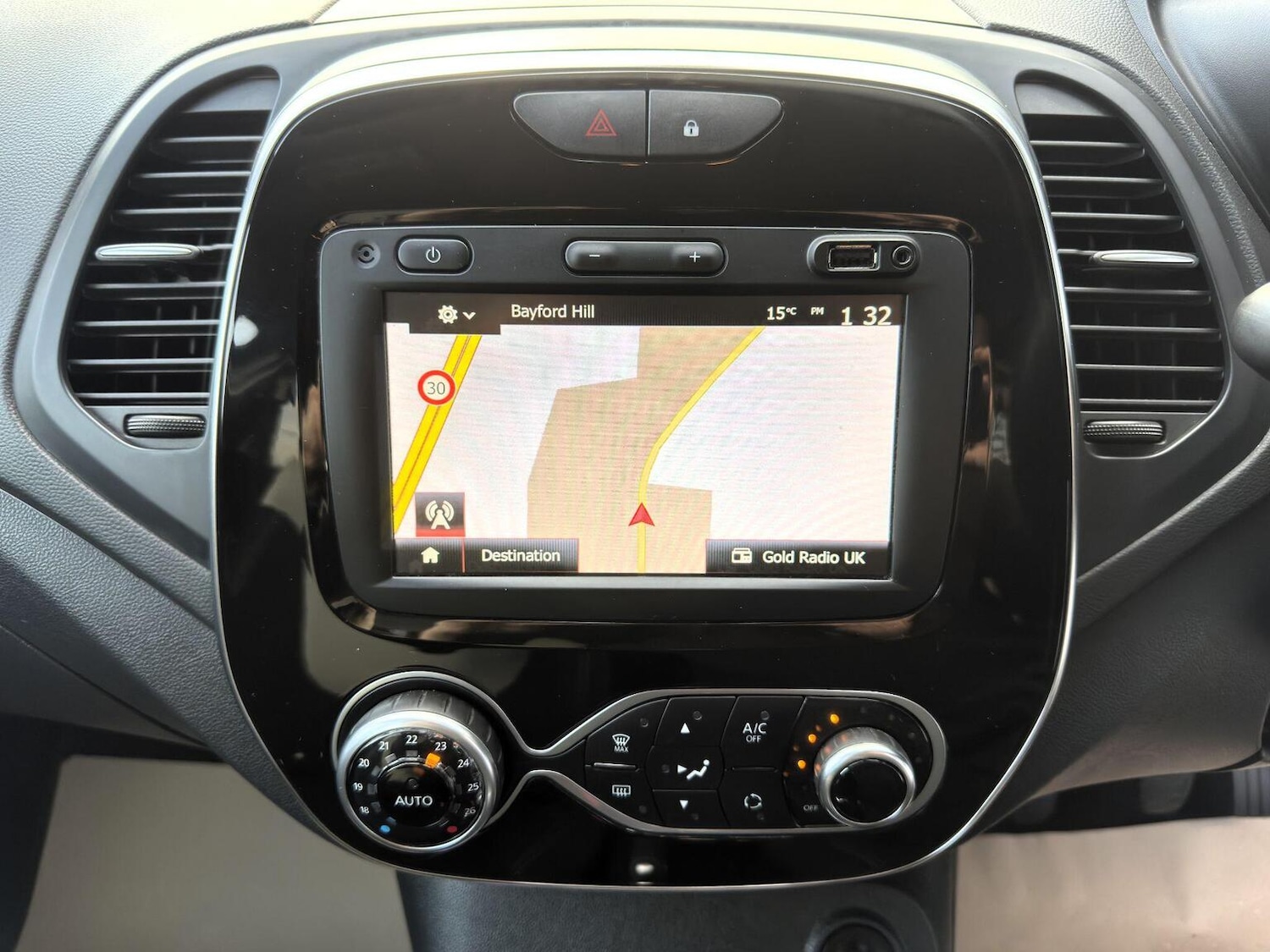 Used Renault Captur 2020 for sale - 76576920: Photo 34